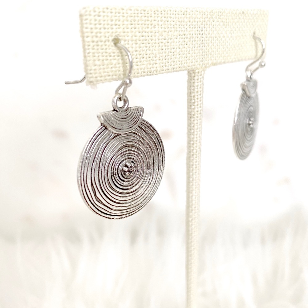 NEW ✨Vintage Silver Boho Pendant Earrings ✨ - Picture 2 of 3